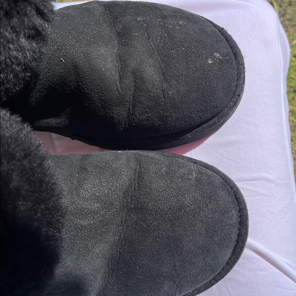 UGG Boots Women 11 Black Bailey Button Il Sheepskin Suede Winter
Bootie 1016226 - Picture 9 of 9